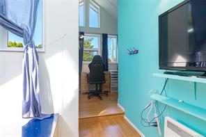 157 Robertson St — listing photo 30 of 47