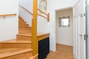 157 Robertson St — listing photo 32 of 47