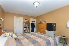 105-10461 Resthaven Dr — listing photo 15 of 27