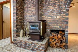 1698 Millstream Rd — listing photo 16 of 38
