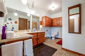 1698 Millstream Rd — listing photo 23 of 38