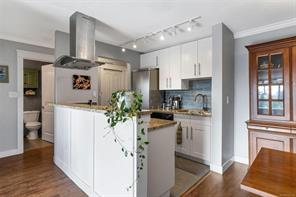 403-105 Gorge Rd — listing photo 17 of 38