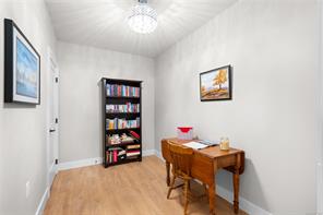 205-741 Travino Lane — listing photo 32 of 76