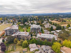 205-741 Travino Lane — listing photo 36 of 76