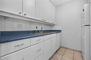 407-175 Centennial Dr — listing photo 17 of 50