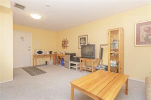 205-1610 Jubilee Ave — listing photo 42 of 48