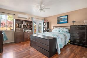555 Hooper Pl — listing photo 20 of 32