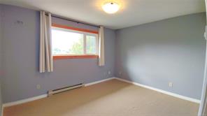 2858 14th Ave — listing photo 13 of 30