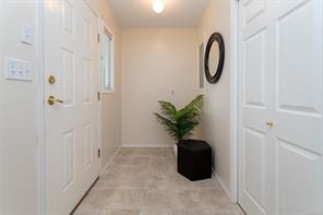 1679 Freeman Ave — listing photo 25 of 33