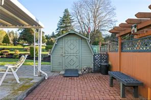 260 Elizabeth Ave — listing photo 25 of 69