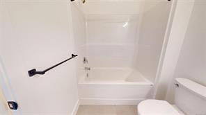 2322 Sparrow Lane — listing photo 16 of 27