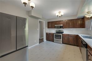 531 Savary Cres — listing photo 15 of 58