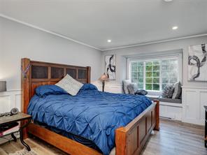 905 Worrall Dr — listing photo 13 of 45