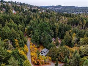 905 Worrall Dr — listing photo 39 of 45