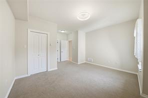 211-399 Wembley Rd — listing photo 23 of 34