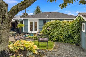 663 Maple St — listing photo 32 of 64
