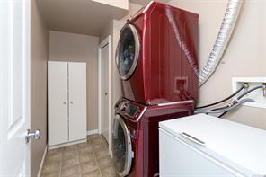 305-908 Brock Ave — listing photo 33 of 45
