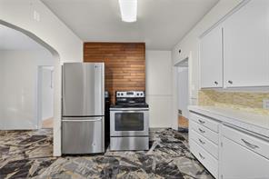 3219 RUTLEDGE St — listing photo 18 of 40