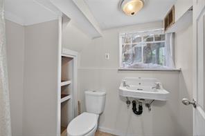 3219 RUTLEDGE St — listing photo 24 of 40