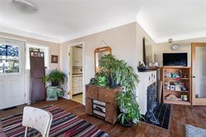 847 Old Esquimalt Rd — listing photo 15 of 54
