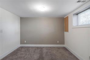 847 Old Esquimalt Rd — listing photo 38 of 54