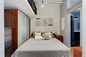 322-1029 View St — listing photo 15 of 27