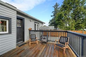 3919 Quadra St — listing photo 20 of 23