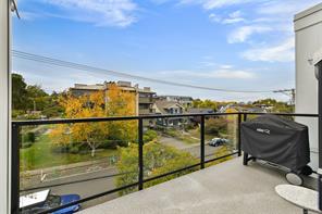 401-1000 Park Blvd — listing photo 23 of 36