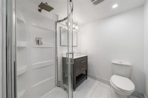 978 Lovat Ave — listing photo 17 of 26