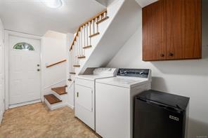 978 Lovat Ave — listing photo 18 of 26