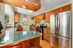 4530 Thompson Clarke Dr — listing photo 13 of 60
