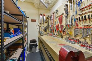 204-125 ALDERSMITH Pl — listing photo 34 of 50