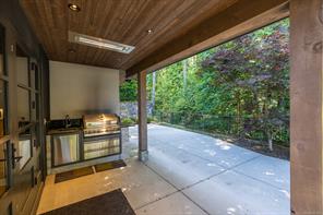 2215 Riviera Pl — listing photo 18 of 67