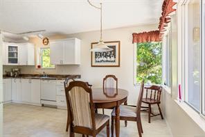 9220 East Saanich Rd — listing photo 17 of 50