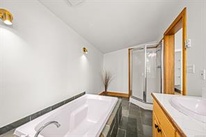 6161 Lacon Rd — listing photo 24 of 63