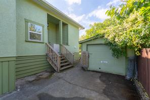 121 Harvey St — listing photo 28 of 49