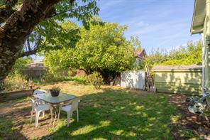 121 Harvey St — listing photo 33 of 49