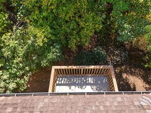 585 HANSEN Ave — listing photo 18 of 54
