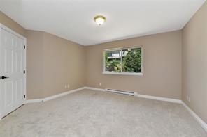 585 HANSEN Ave — listing photo 26 of 54