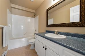 585 HANSEN Ave — listing photo 45 of 54