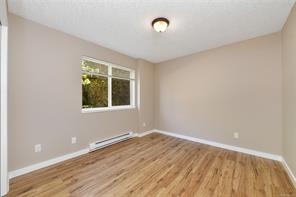 585 HANSEN Ave — listing photo 46 of 54