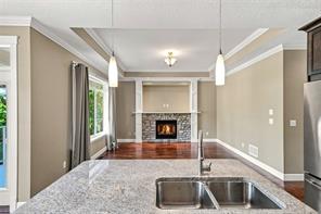 341 Sunny Dr — listing photo 14 of 50
