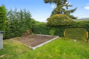107 Moss Ave — listing photo 24 of 30