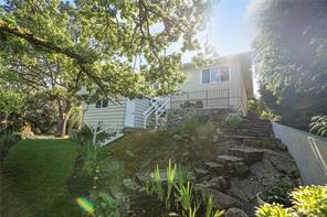 1697 Yale St — listing photo 31 of 39