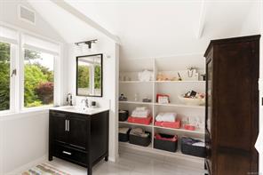1036 Deal St — listing photo 23 of 45