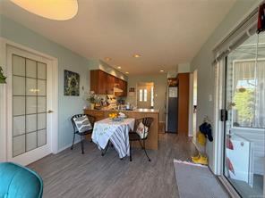 688 Albatross Cres — listing photo 16 of 46