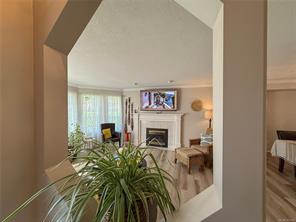 688 Albatross Cres — listing photo 18 of 46