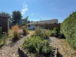 688 Albatross Cres — listing photo 40 of 46