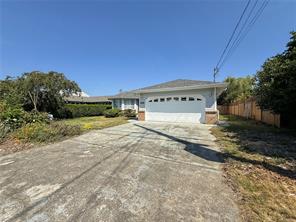 688 Albatross Cres — listing photo 44 of 46