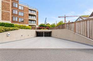 704-225 Belleville St — listing photo 45 of 56